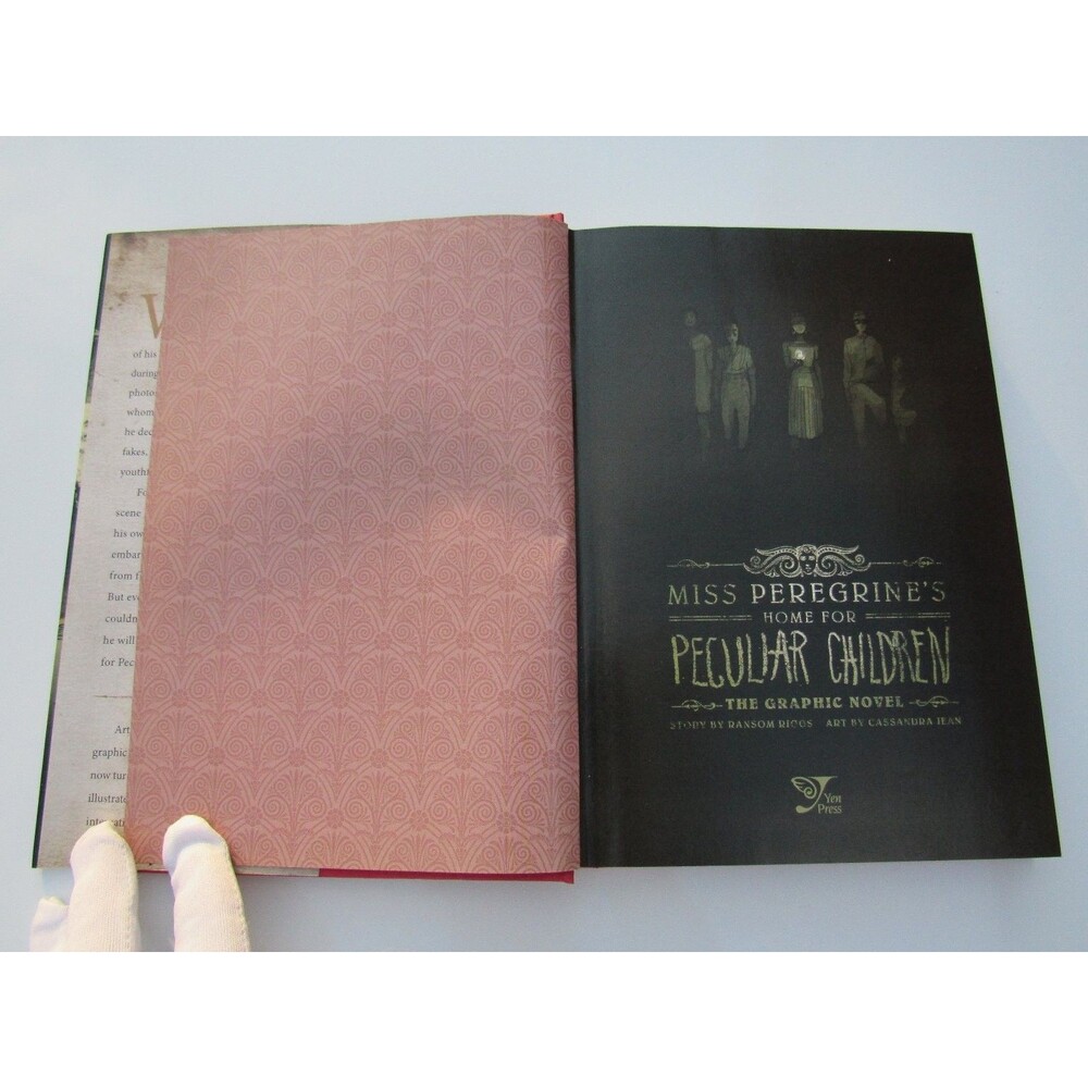 Miss Peregrine's Home for Peculiar Children Graphic Novel Ransom Riggs 2013 Yen - Picture 4 of 10